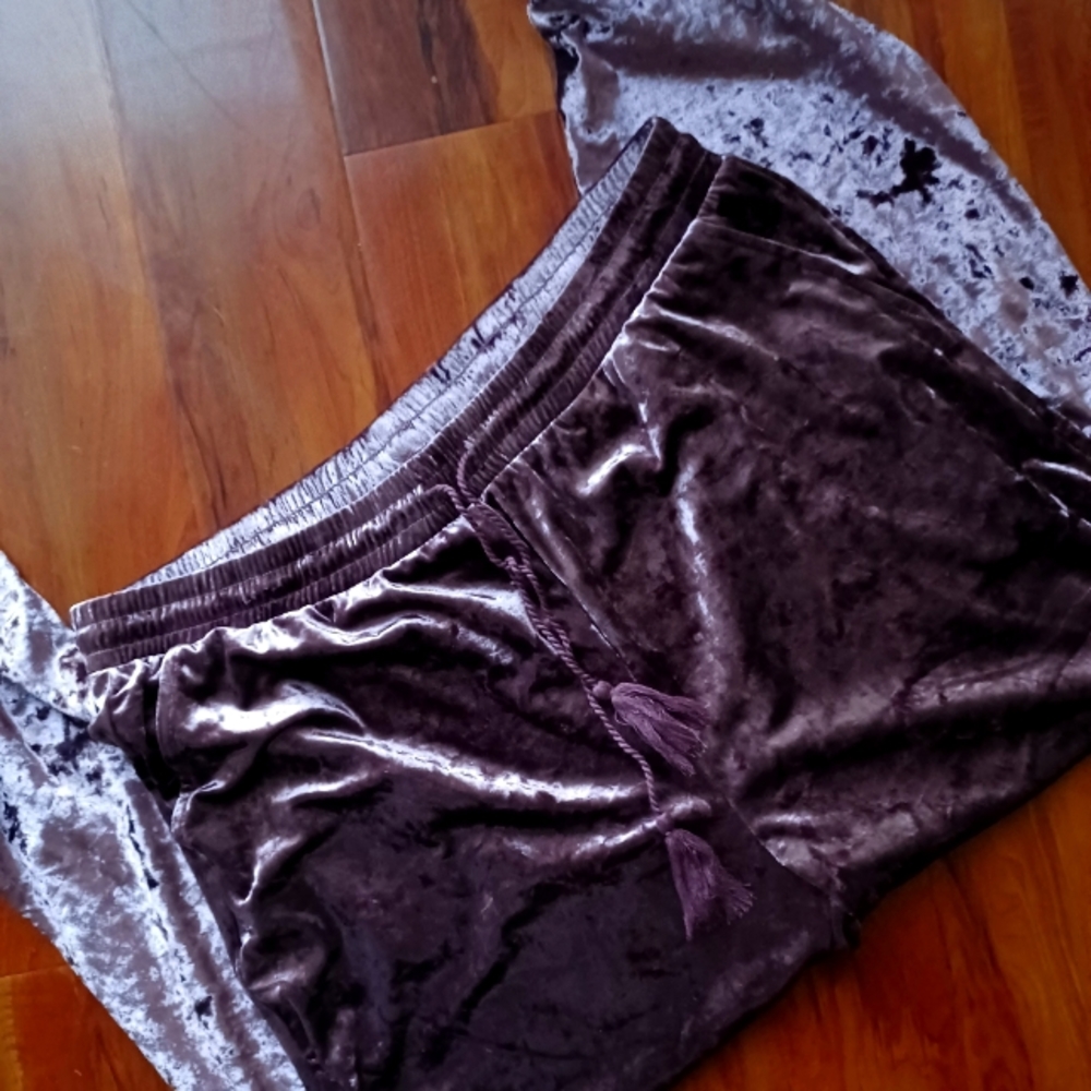 Velvet xl joggers